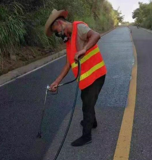 河北路面喷涂翻新彩色步道施工方案